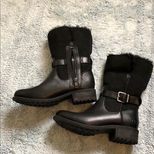 Water proof ugg boots, leather/ Suede